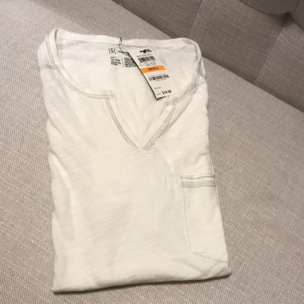 V neck t-shirt